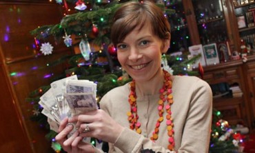 SARAH WINS £500 CASH COMPETITION!