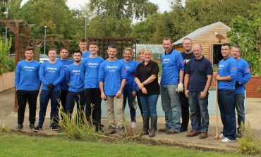 3M staff spend volunteering day at Aycliffe wellbeing centre