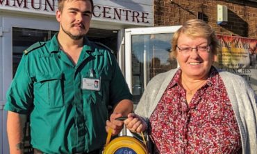 Defibrillator donated to Neville Residents Association