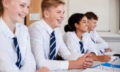 Reminder to apply for secondary school places